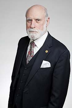 Vint Gray Cerf